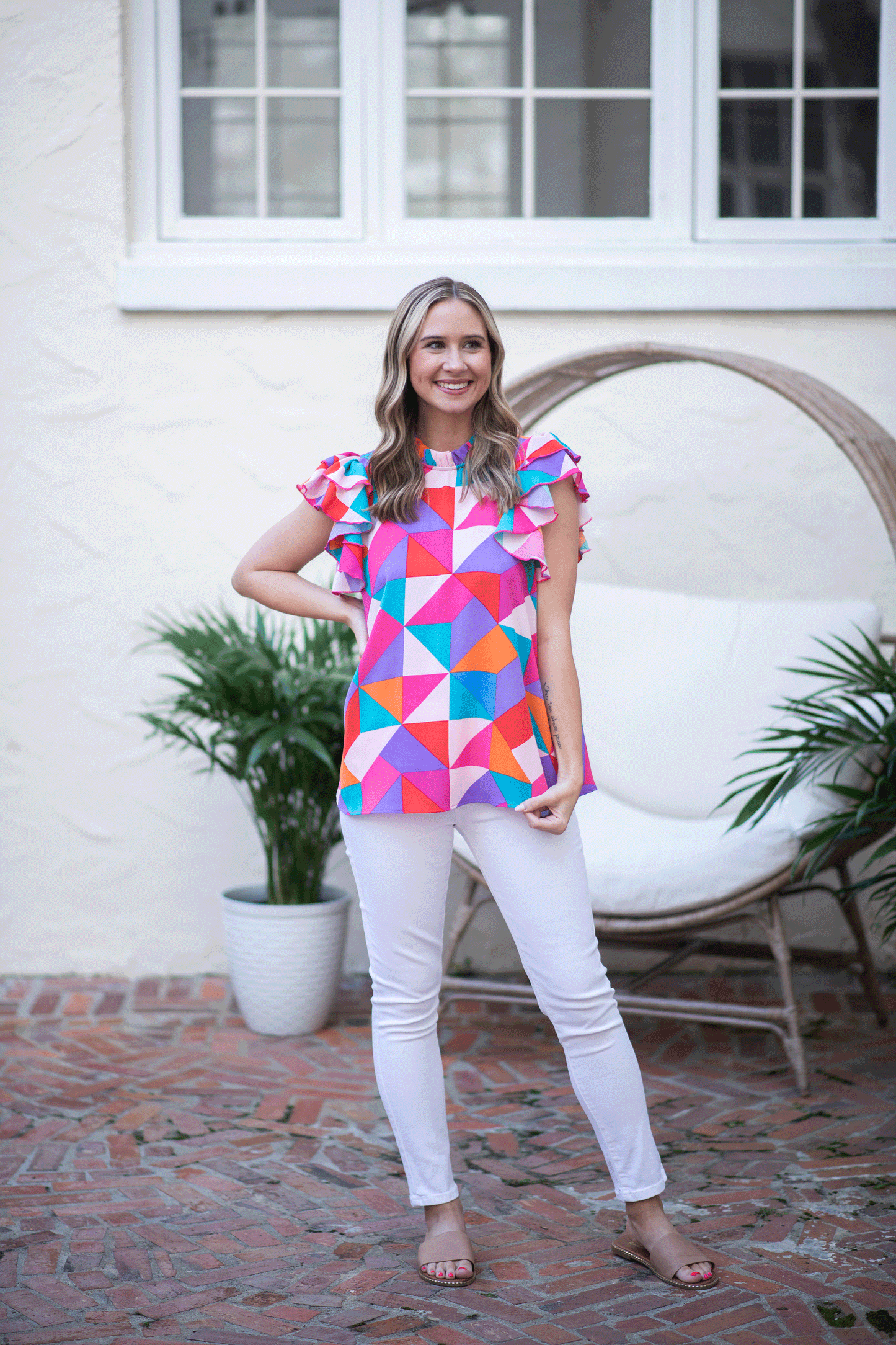 Colorful Geometric Top